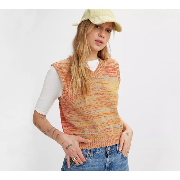 Levi's Sweaters - Levis Sleeveless V Neck Sweater Knit Striped 70s Womens Size XL